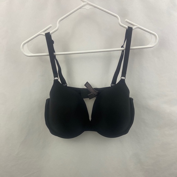 Victoria's Secret  Demi/Demi-buste Underwire Bra Size 38DD Black - Picture 1 of 10